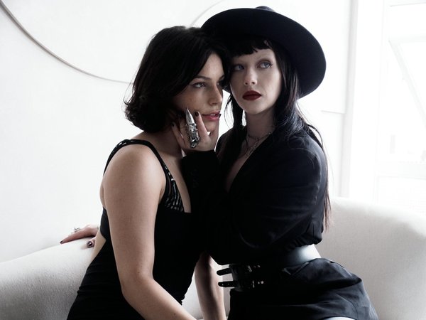 Découvrez les mystères des tendances de mode féminine de cette saison !